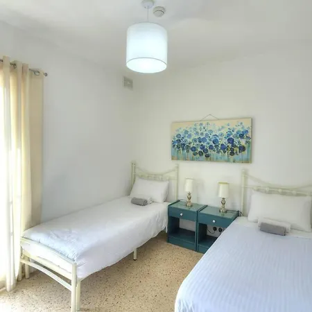 2 Bedroom Flat Near Seafront & Valletta Ferry Rseg1-1 Daire Sliema
