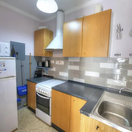 2 Bedroom Flat Near Seafront & Valletta Ferry Rseg1-1 Daire Sliema